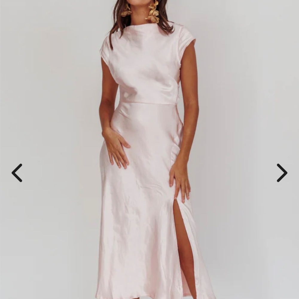 SAINTS & SECRETS Lucinda Twist Back Midi Dress Blush